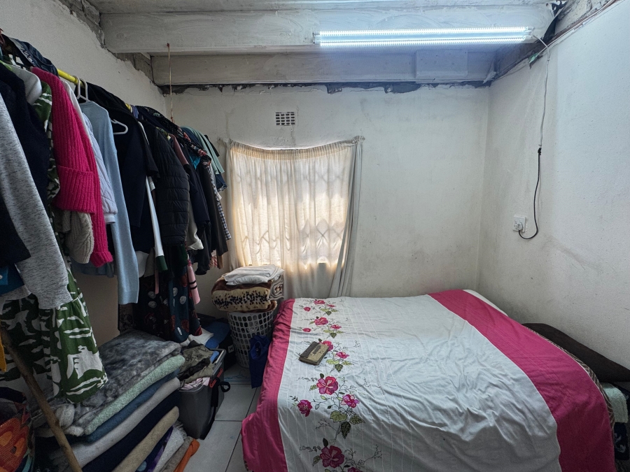 6 Bedroom Property for Sale in Electric City Western Cape